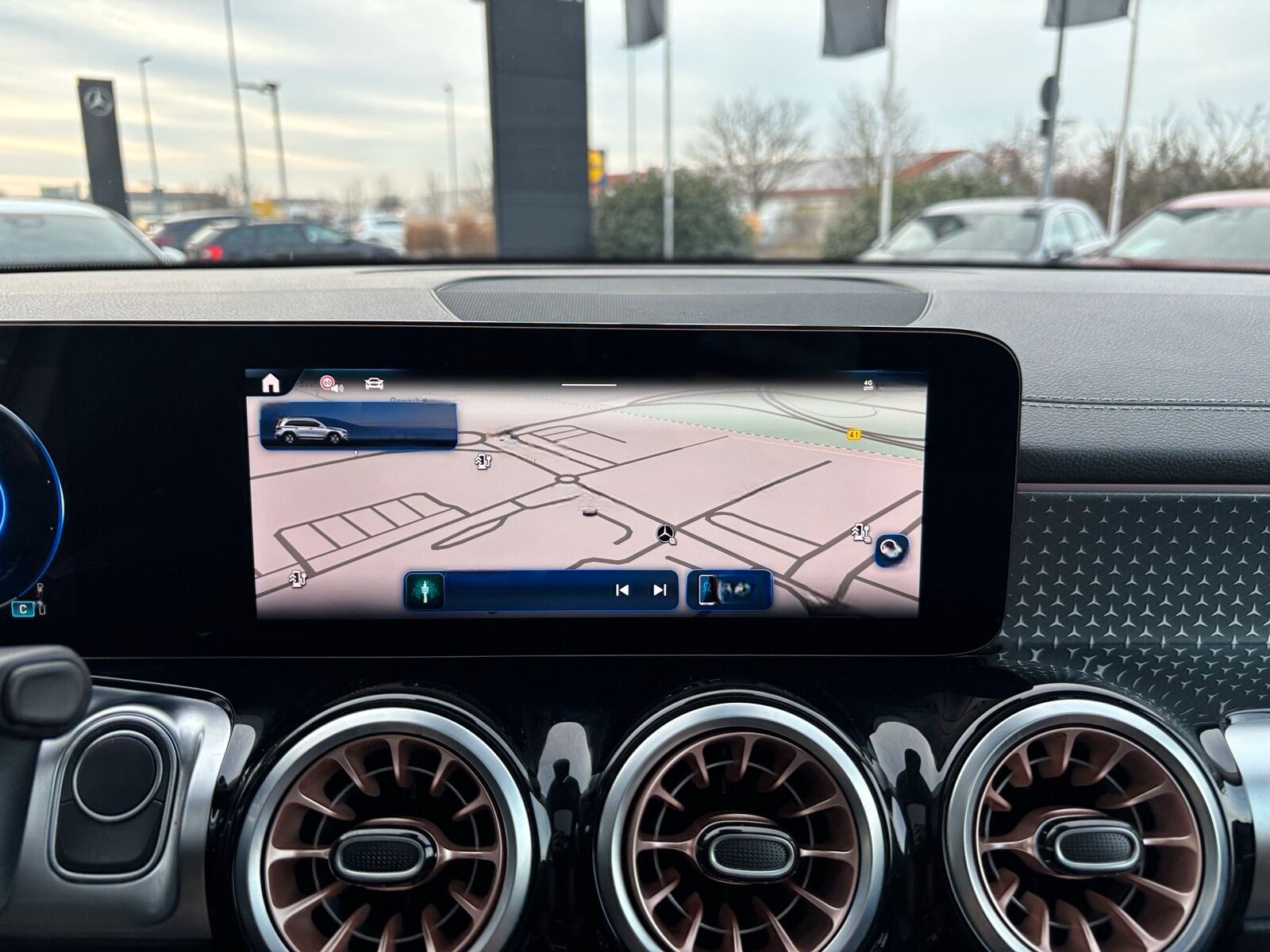 Mercedes-Benz EQB 350 4M ELECTRIC ART+PANO+DISTR+LED+KAM+SOUND foto 15
