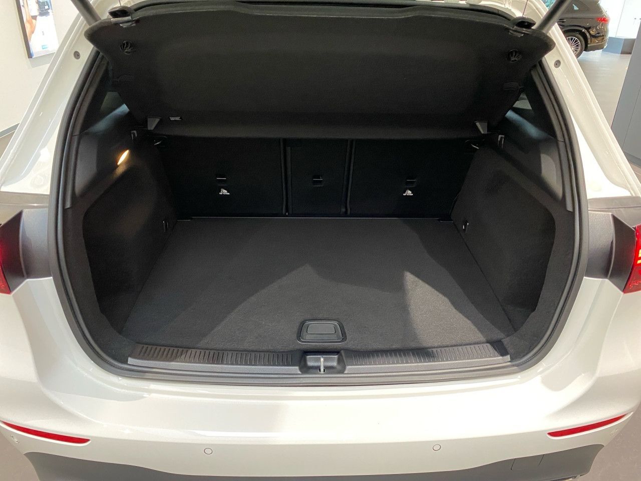 Mercedes-Benz B 200 d PROGRESSIVE+AHK+HANDS-FREE+DISTR+PARK foto 13