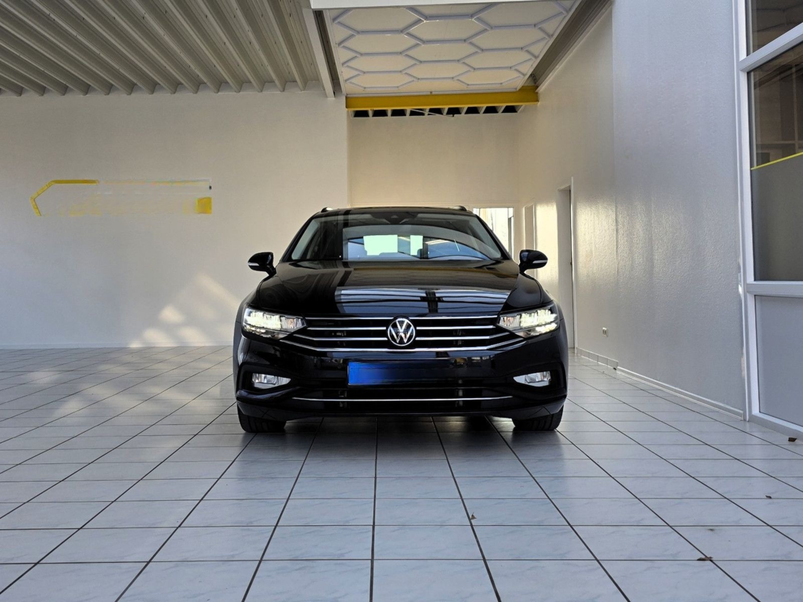 Volkswagen Passat Variant Business 4Motion R-Line Panorama foto 3