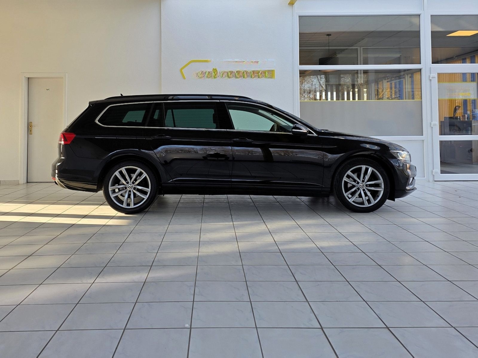 Volkswagen Passat Variant Business 4Motion R-Line Panorama foto 6