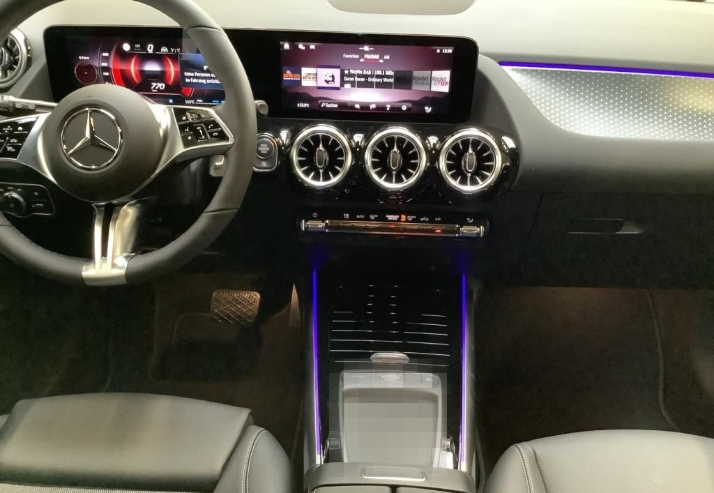 Mercedes-Benz GLA 220 4MATIC NIGHT+19''+MBEAM+PANORAMA+360°+AH foto 12