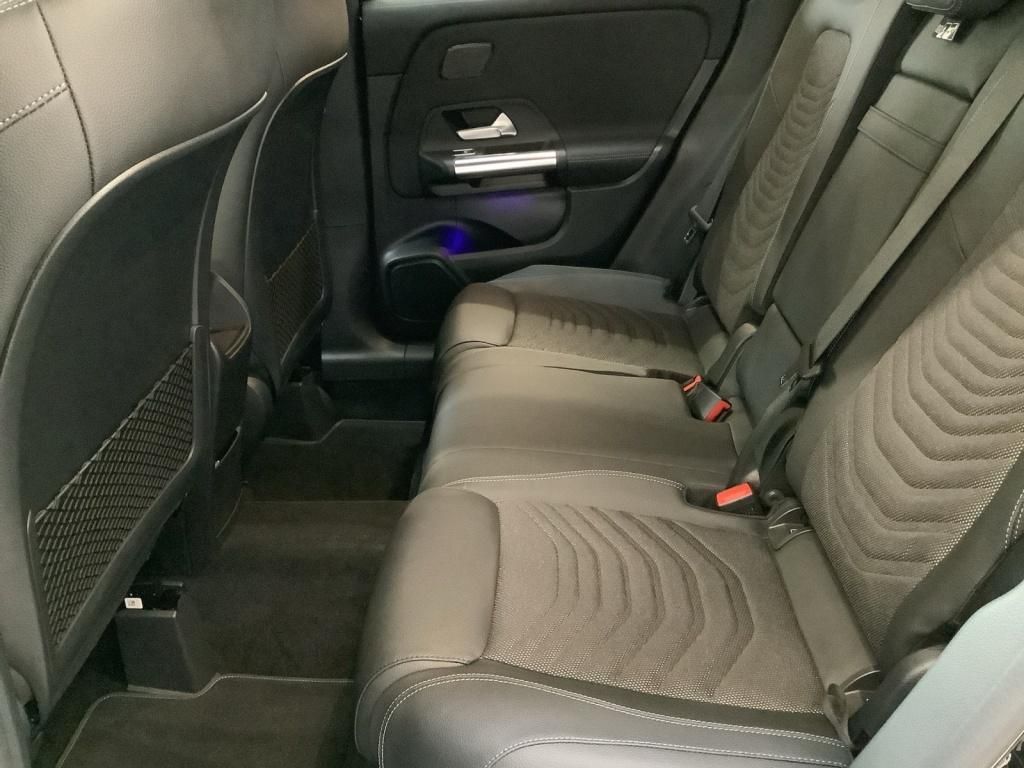 Mercedes-Benz GLA 220 4MATIC NIGHT+19''+MBEAM+PANORAMA+360°+AH foto 13