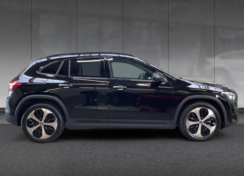 Mercedes-Benz GLA 220 4MATIC NIGHT+19''+MBEAM+PANORAMA+360°+AH foto 20