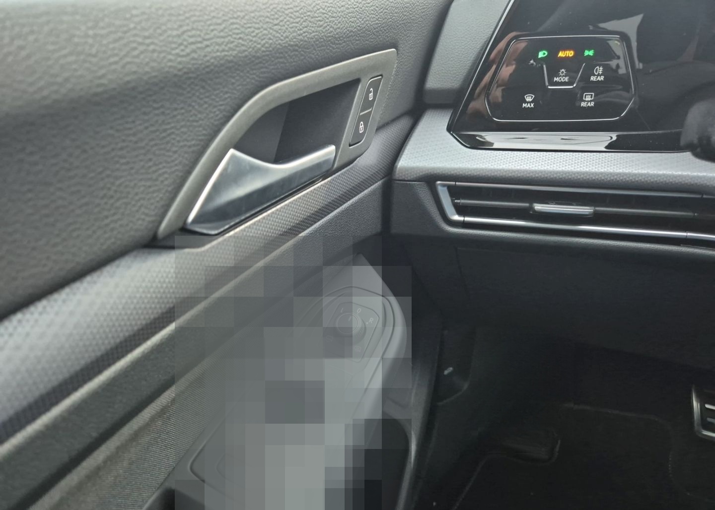 Volkswagen Golf Active 1,5 eTSI DSG AHK Matrix Cam IQDrive foto 19