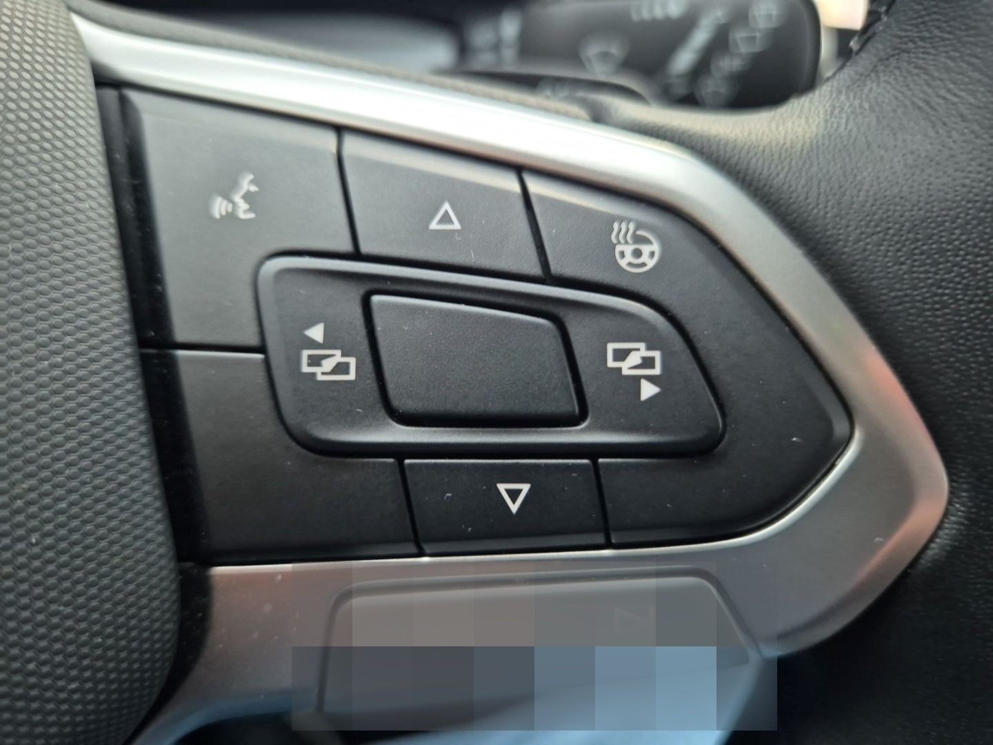 Volkswagen Golf Active 1,5 eTSI DSG AHK Matrix Cam IQDrive foto 21