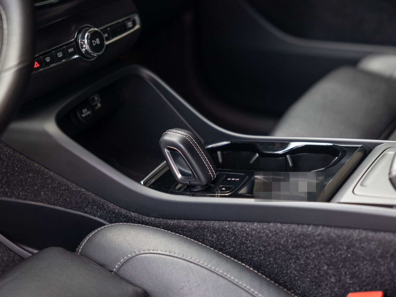 Volvo XC40 T5 AWD R Design foto 17