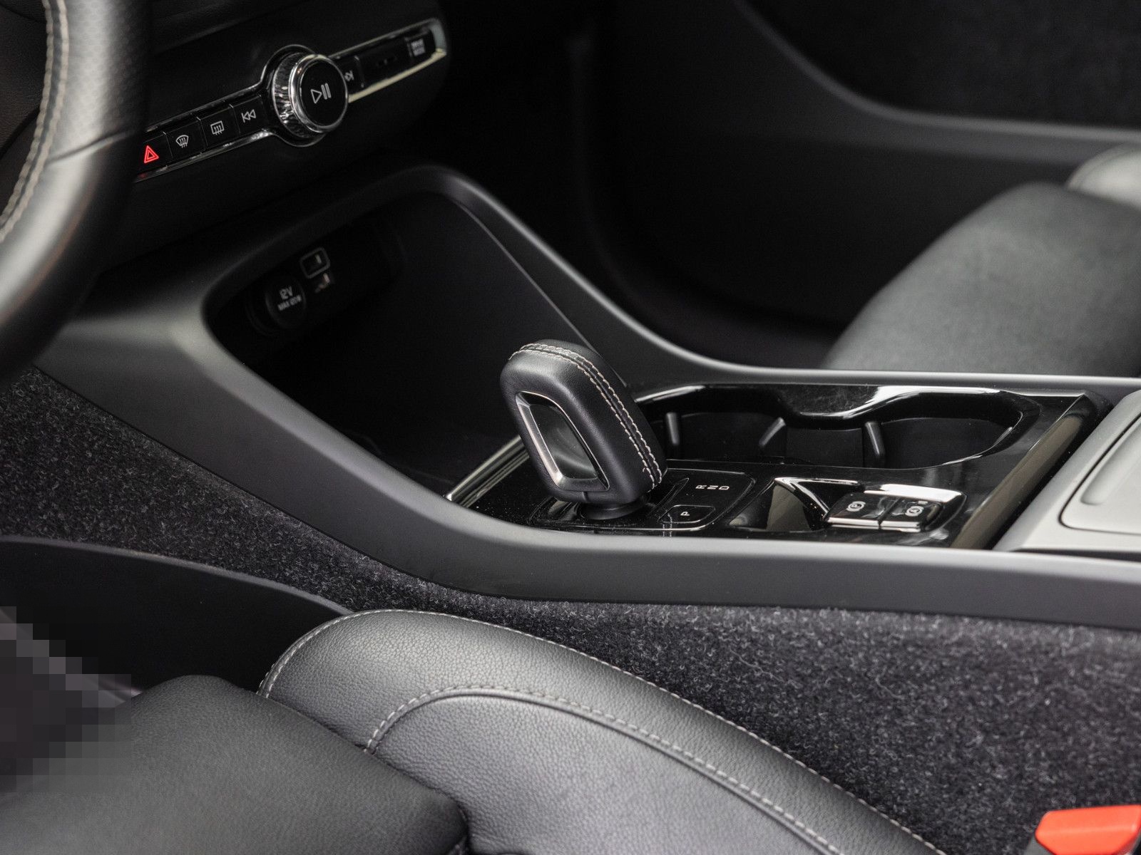 Volvo XC40 T5 AWD R Design foto 18