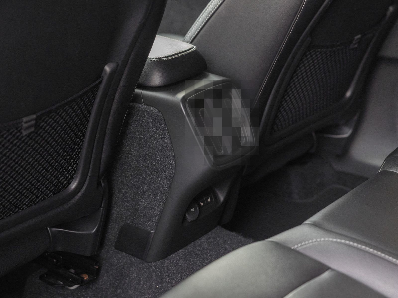 Volvo XC40 T5 AWD R Design foto 22