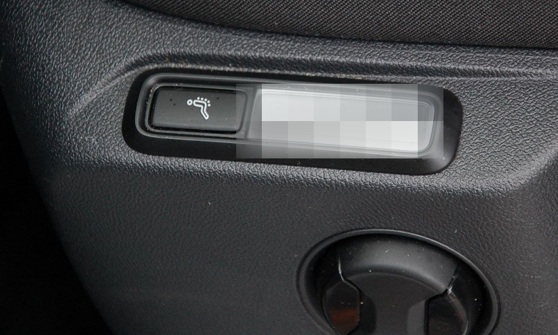 Volkswagen Tiguan Allspace 2.0 TDI 4motion R-Line Pano foto 8