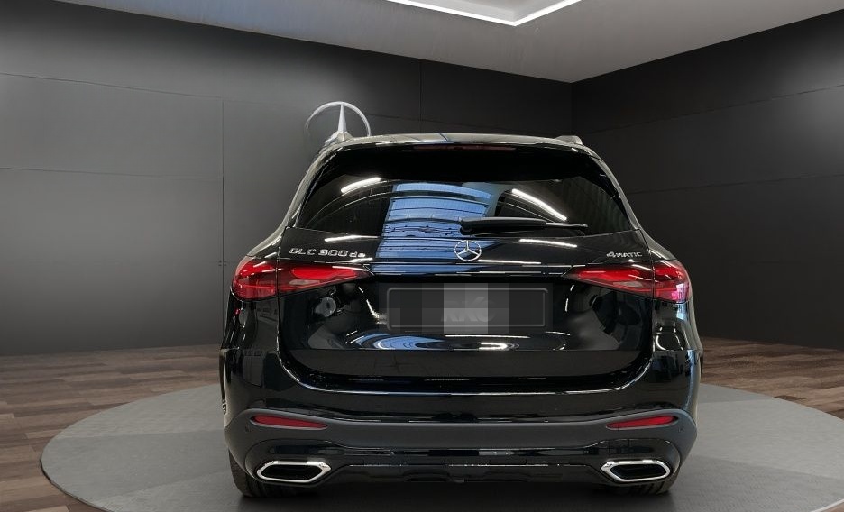 Mercedes-Benz GLC 300 de 4M EDITION AMG PANO DISTRONIC 360°AHK foto 5
