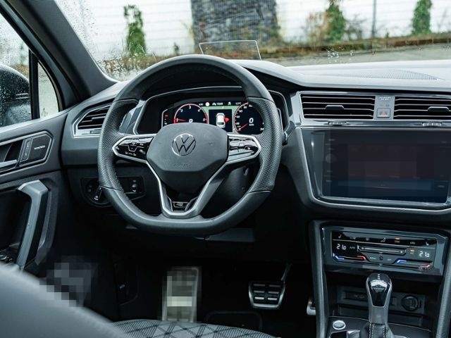 Volkswagen Tiguan 2.0 TDI DSG 4M R-Line *AHK*PANO*MATRIX* foto 18