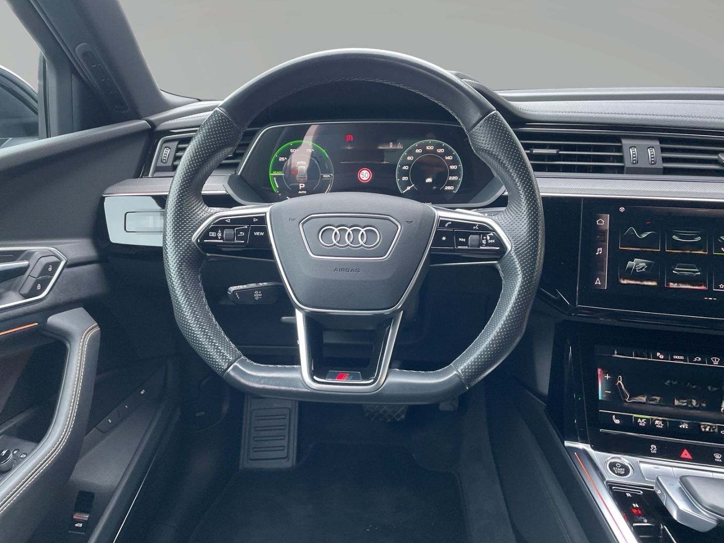 Audi e-tron Sportback 55 S-Line qu Matrix AHK B&O HuD foto 4
