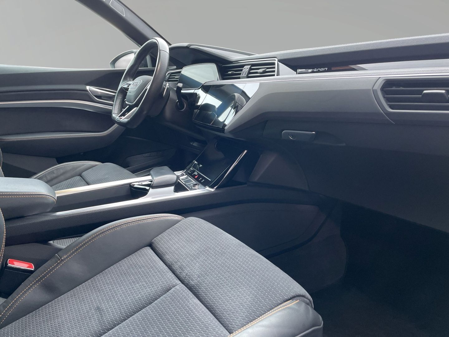 Audi e-tron Sportback 55 S-Line qu Matrix AHK B&O HuD foto 6