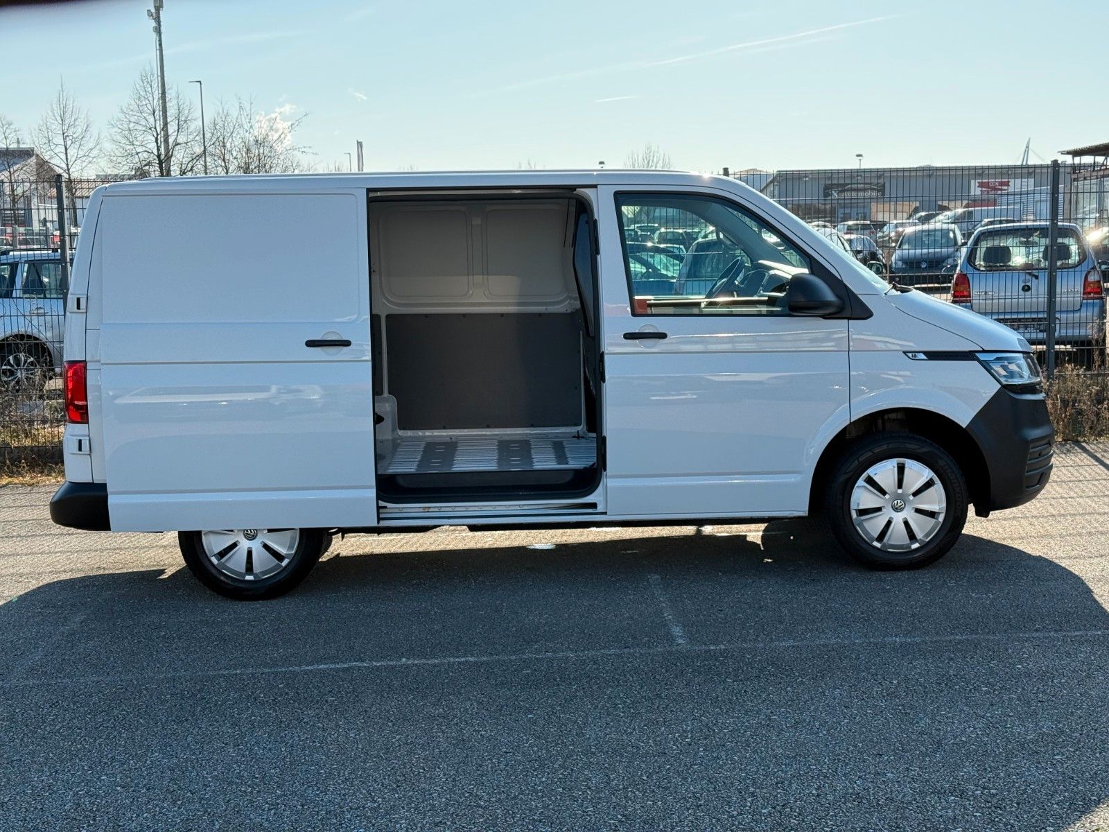 Volkswagen T6.1 Kasten*LED*DAB*NEUE ZAHNRIEMEN*FLÜGELTÜR foto 7
