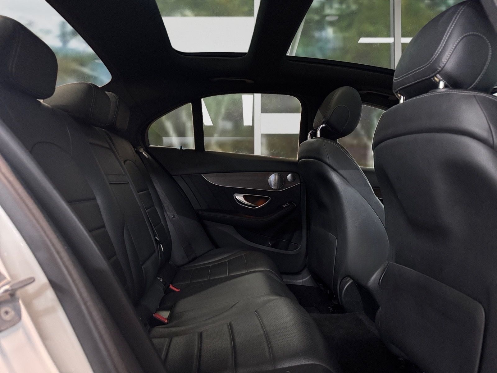 Mercedes-Benz C 300 4Matic Lim. Amg , Burmester Soundsystem foto 8