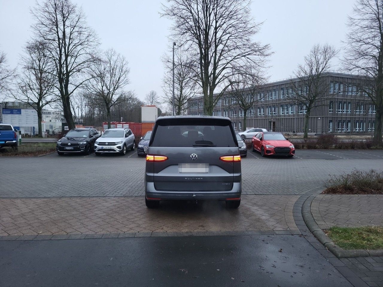 Volkswagen T7 Multivan 1.4 TSI eHybrid DSG Life*AHK*PANO*AC foto 4
