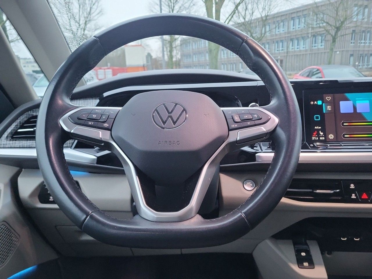 Volkswagen T7 Multivan 1.4 TSI eHybrid DSG Life*AHK*PANO*AC foto 10