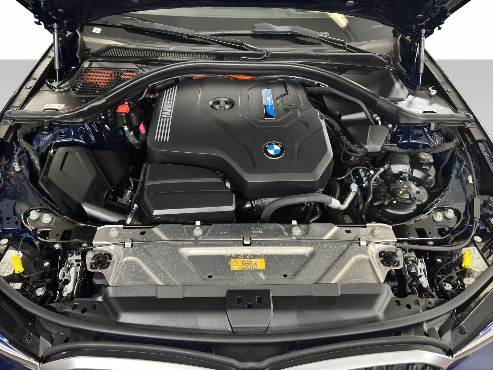 BMW 330e Limousine Navi AdapLED Hifi GSD Sportsitze foto 13
