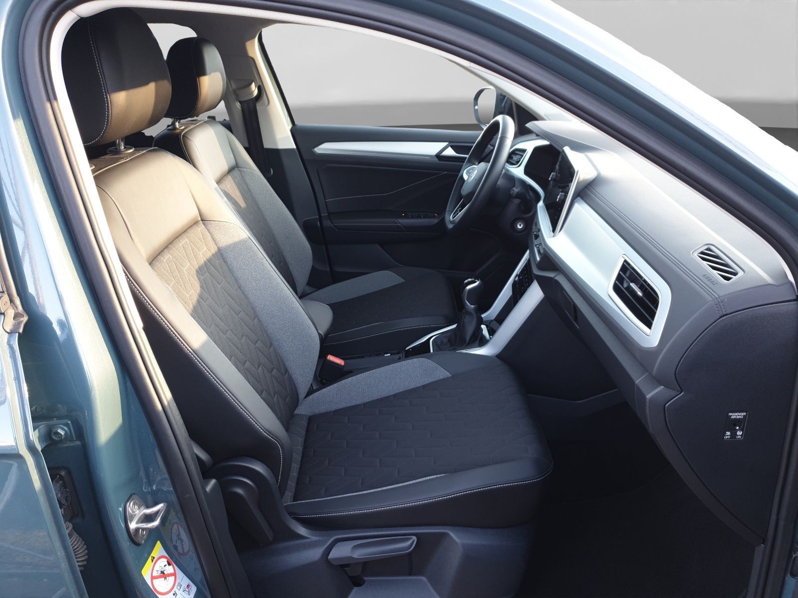 Volkswagen T-Roc 1.0 TSI GOAL LED NAVI SITZHZ LM17 foto 4