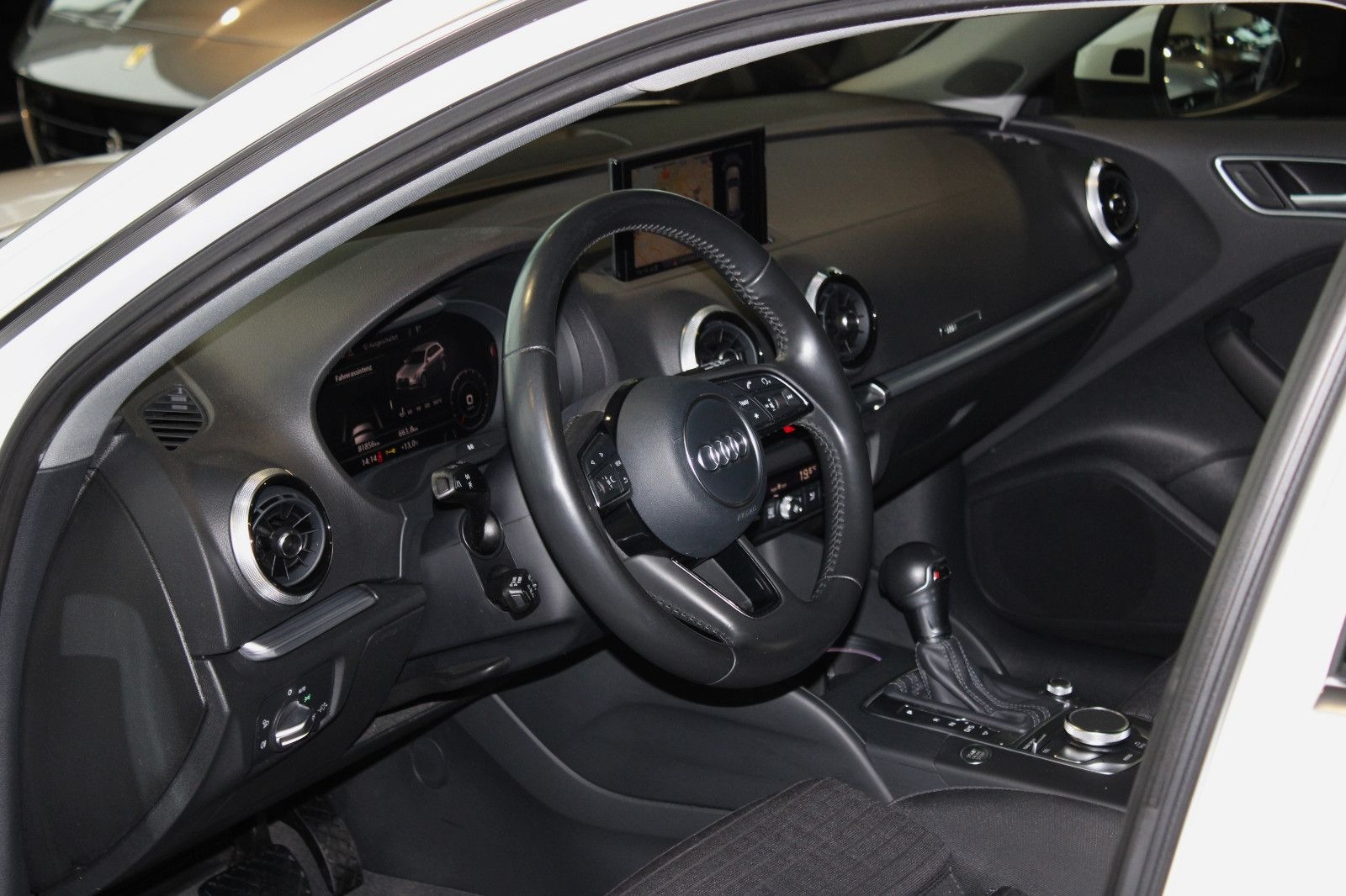 Audi A3 SPORTBACK 150PS ULTRA SPORT/VIRTUAL/HIFI/17" foto 3