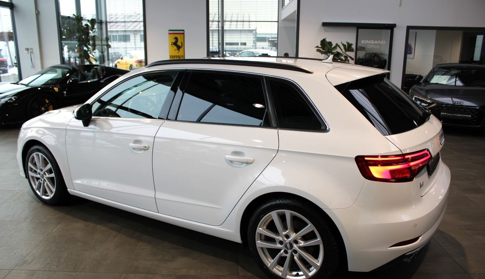 Audi A3 SPORTBACK 150PS ULTRA SPORT/VIRTUAL/HIFI/17" foto 4