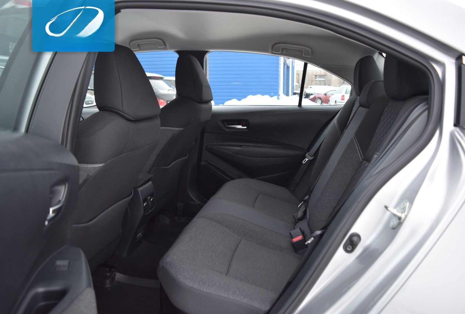 Toyota Corolla Hybrid A/T foto 13