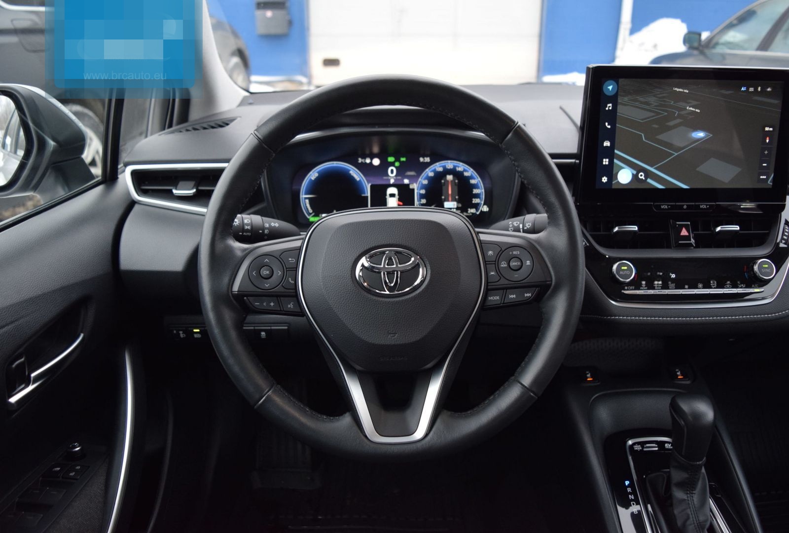 Toyota Corolla Hybrid A/T foto 10