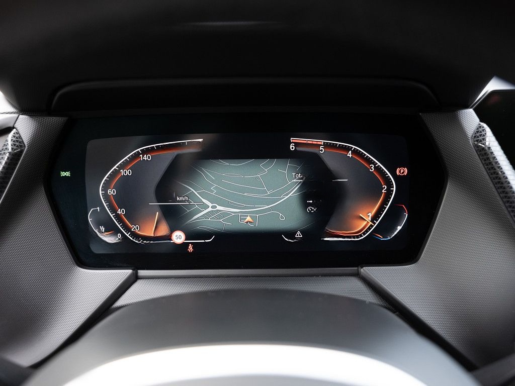 BMW 118d M-Sport HUD LED W-LAN NAVI H/K SHZ PDC foto 13