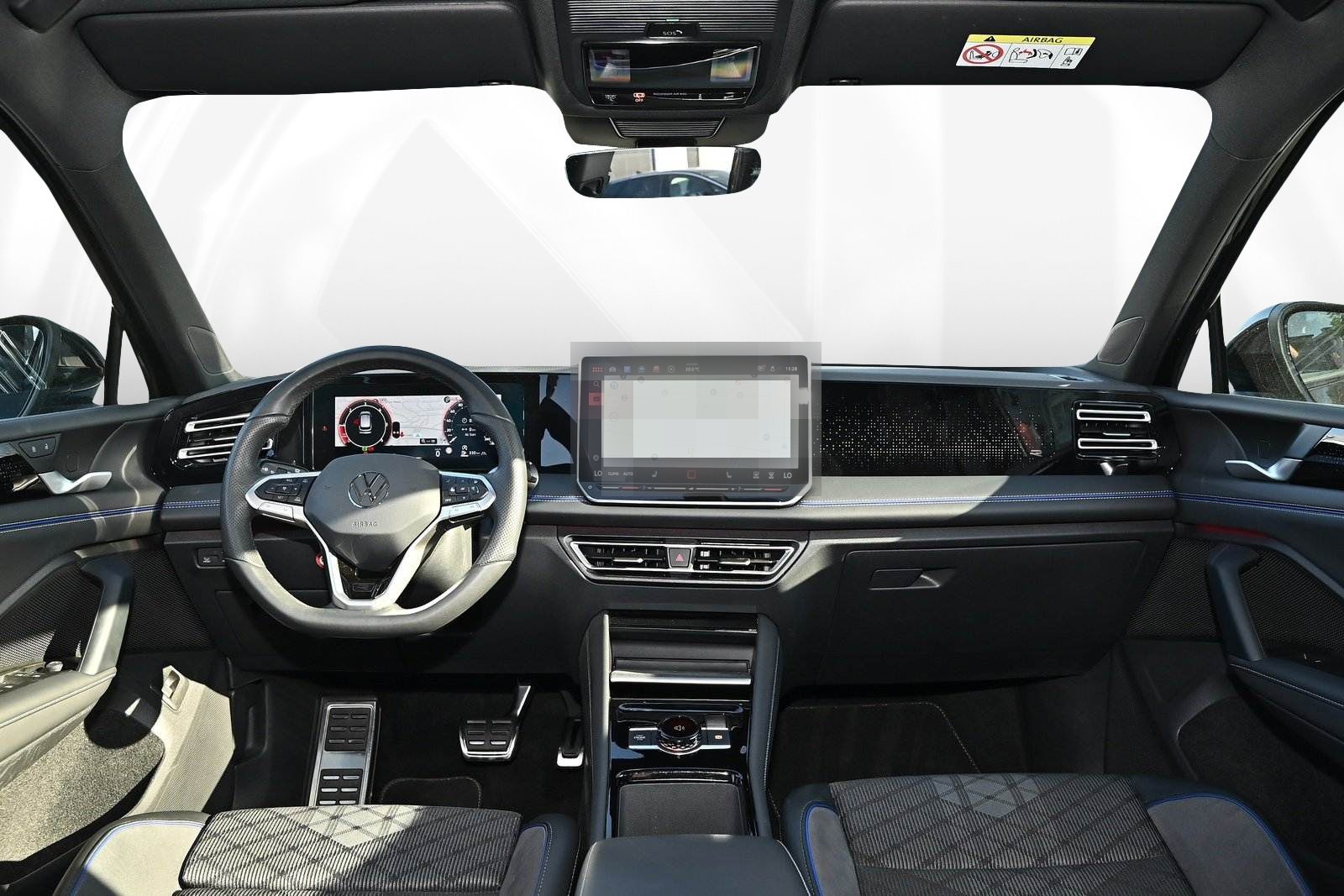 Volkswagen Tiguan 2.0 TDI 4Motion DSG R-Line 3,99% Finanzie foto 8