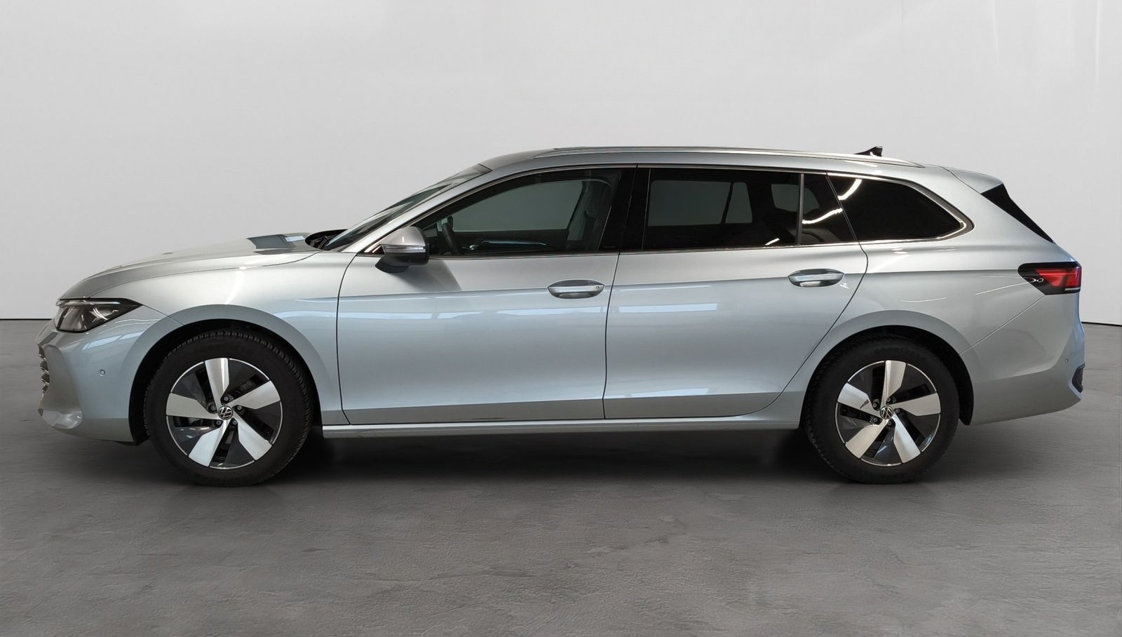 Volkswagen Passat Variant 1.5 eTSI DSG Business LED NAVI AH foto 6