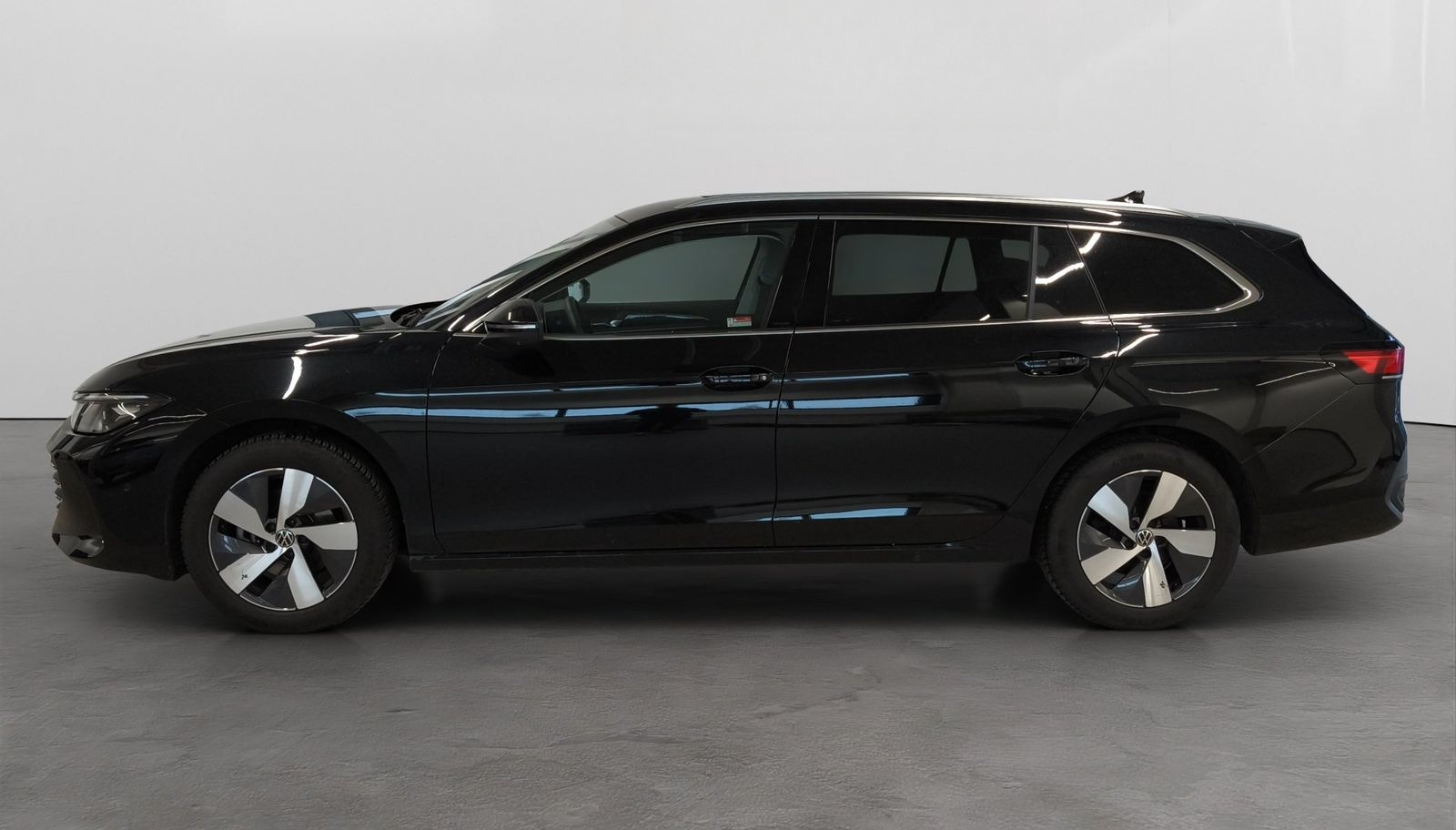 Volkswagen Passat Variant 1.5 eTSI DSG Business LED NAVI AH foto 6