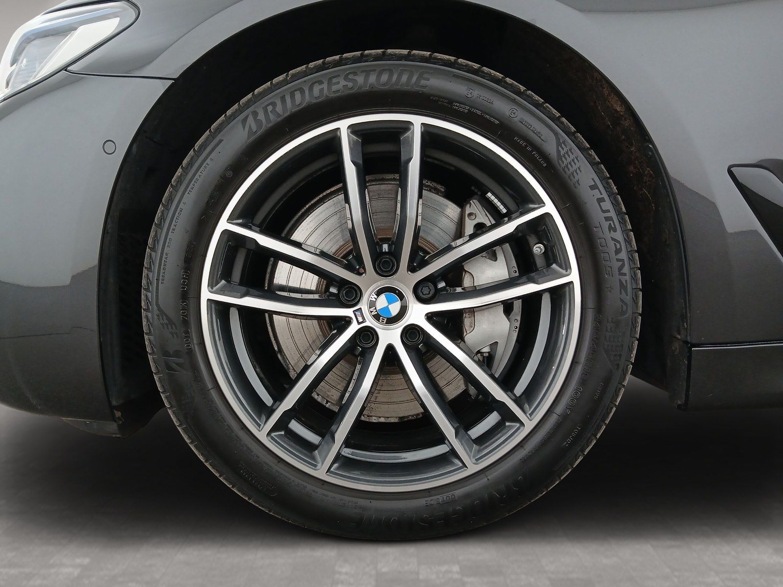 BMW 530d xDrive Touring M Sport Standheizung AHK foto 6