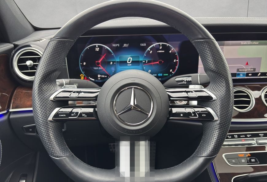 Mercedes-Benz E 300 d 4M AMG HuD Pano Standheizung foto 11