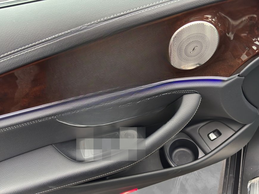 Mercedes-Benz E 300 d 4M AMG HuD Pano Standheizung foto 17