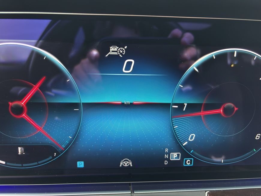 Mercedes-Benz E 300 d 4M AMG HuD Pano Standheizung foto 23