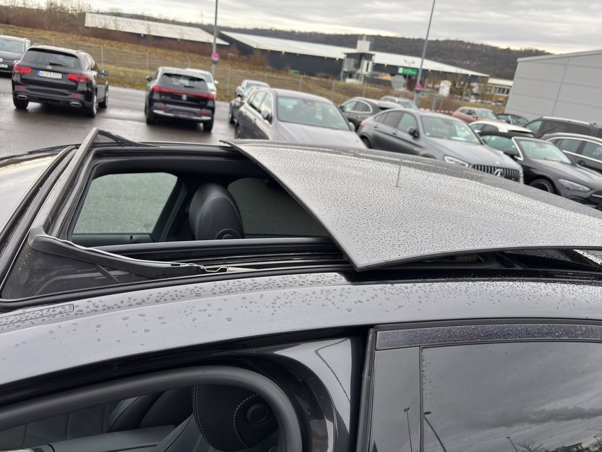 Mercedes-Benz E 300 d 4M AMG HuD Pano Standheizung foto 24