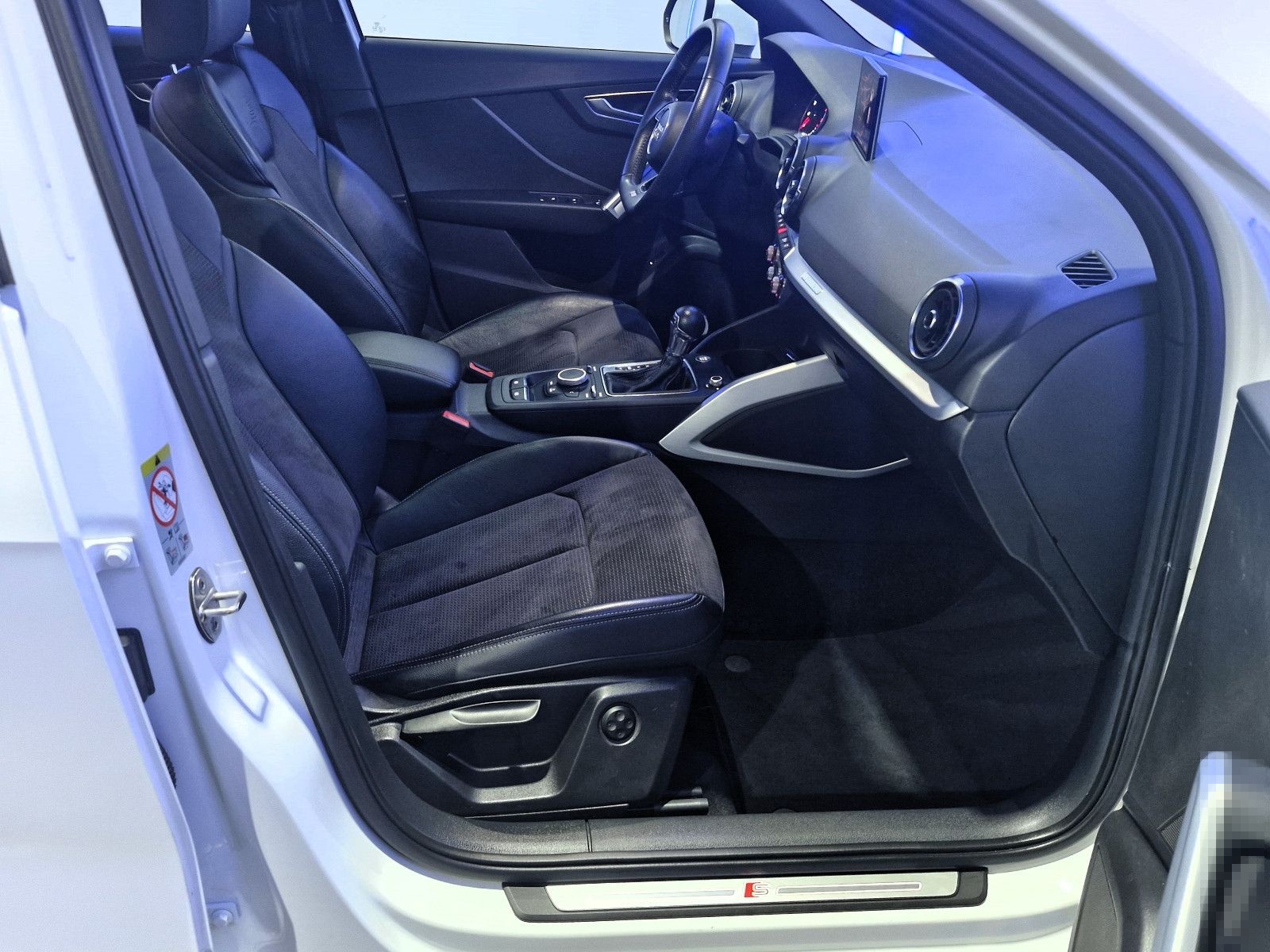 Audi Q2 QUATTRO S LINE LED/LEDER/PANORAMA/ foto 14