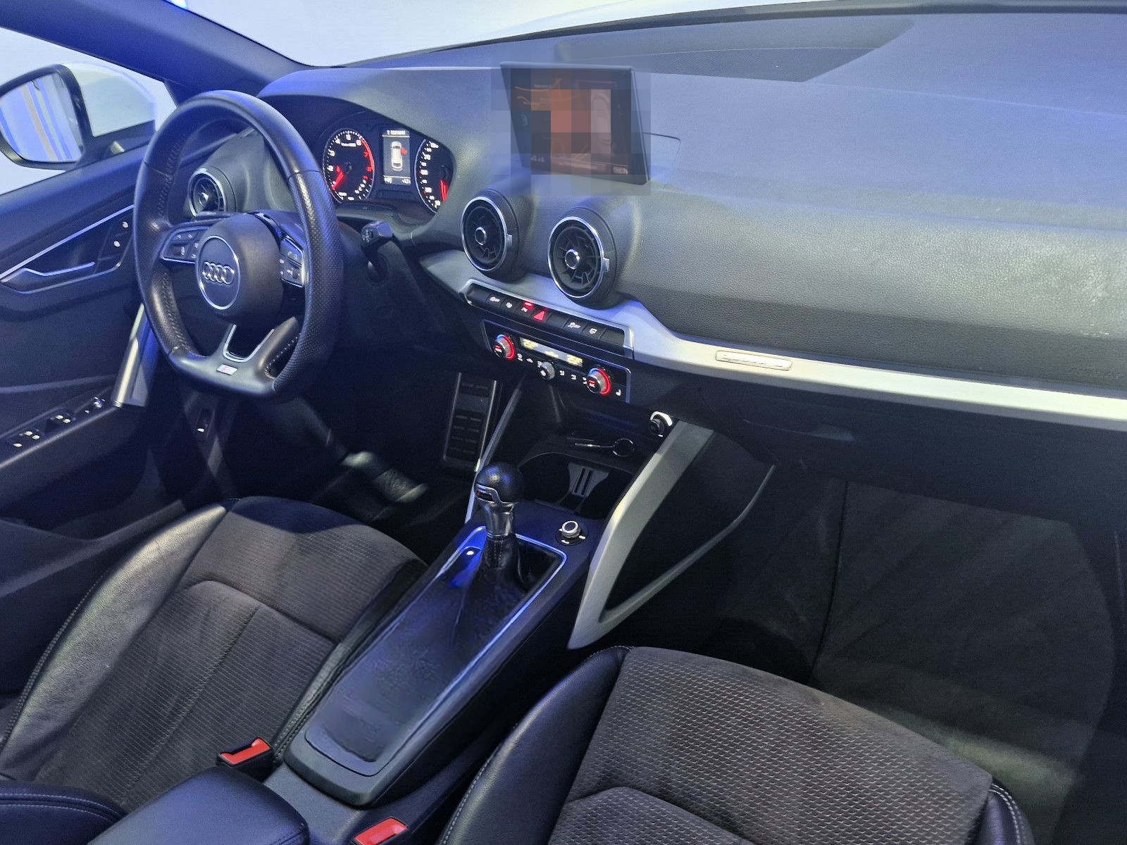 Audi Q2 QUATTRO S LINE LED/LEDER/PANORAMA/ foto 17