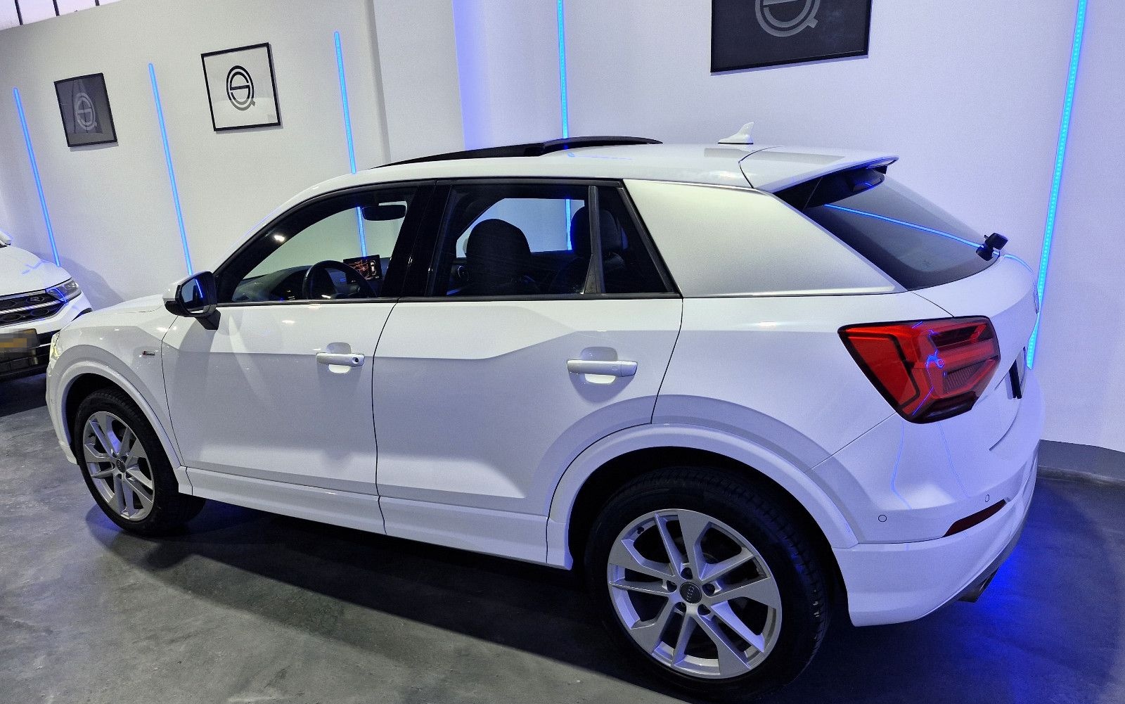 Audi Q2 QUATTRO S LINE LED/LEDER/PANORAMA/ foto 3