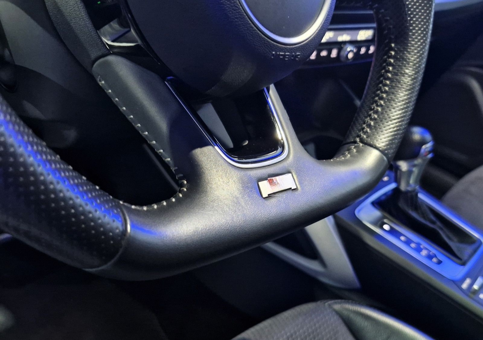 Audi Q2 QUATTRO S LINE LED/LEDER/PANORAMA/ foto 23