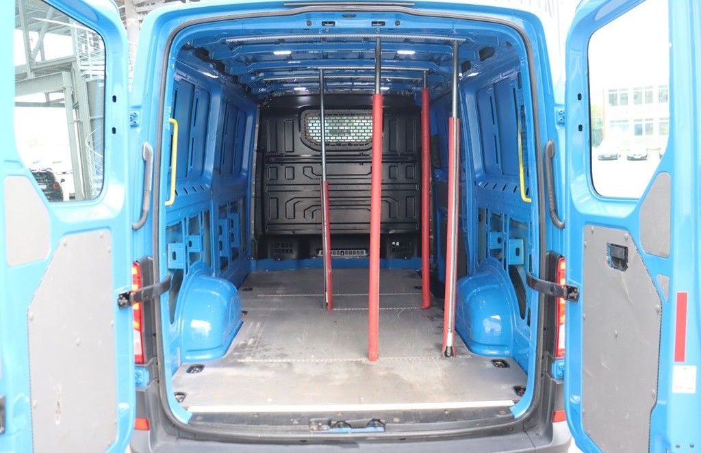Volkswagen Crafter Kasten 2.0 TDI MR AHK foto 12