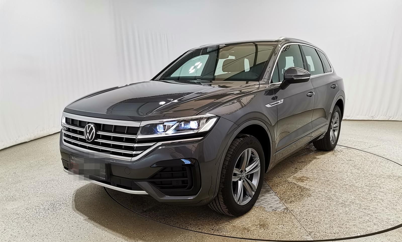 Volkswagen Touareg 3.0 V6 TDI DSG R-Line 4Motion Leder|Navi foto 2