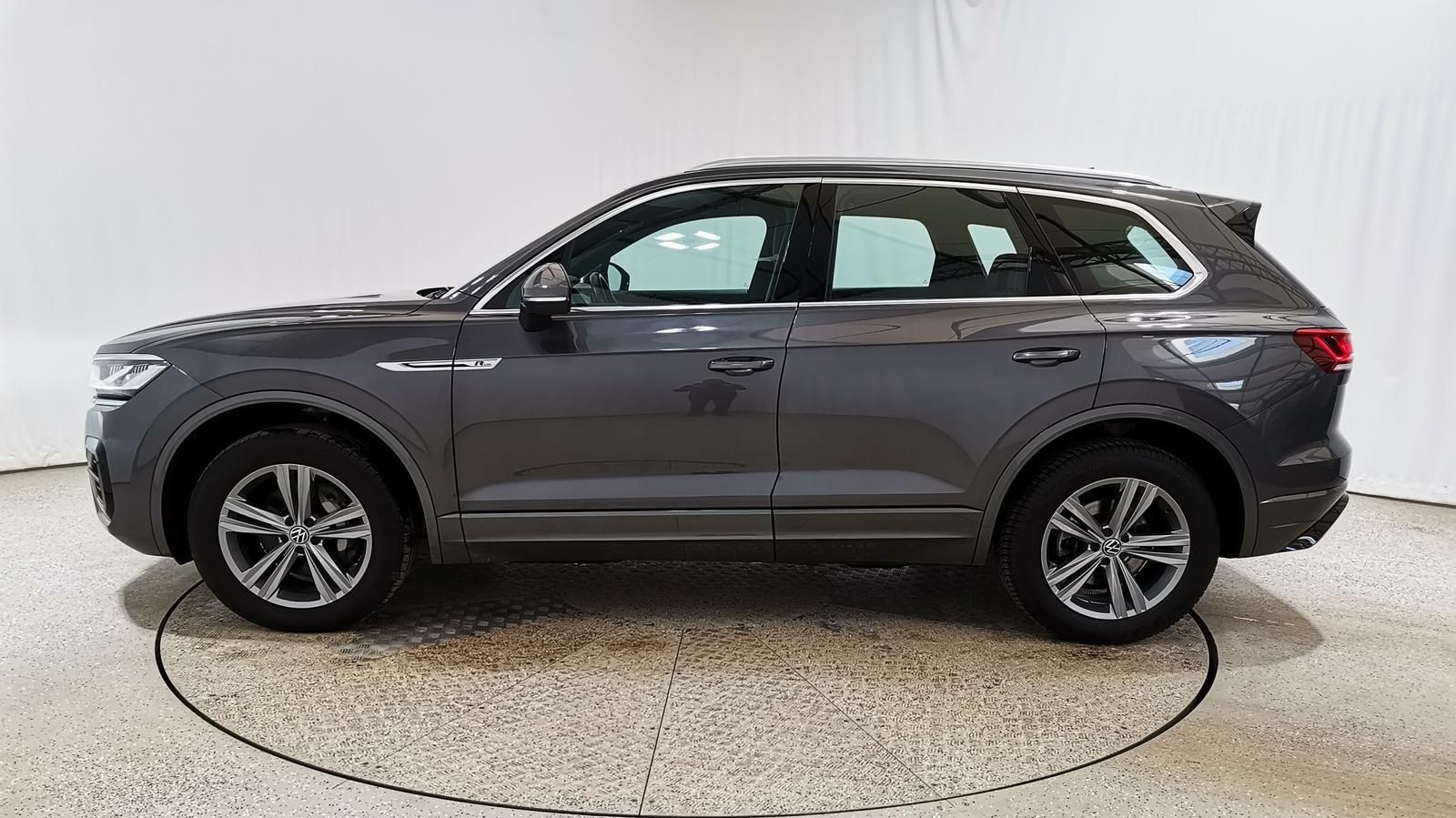 Volkswagen Touareg 3.0 V6 TDI DSG R-Line 4Motion Leder|Navi foto 3