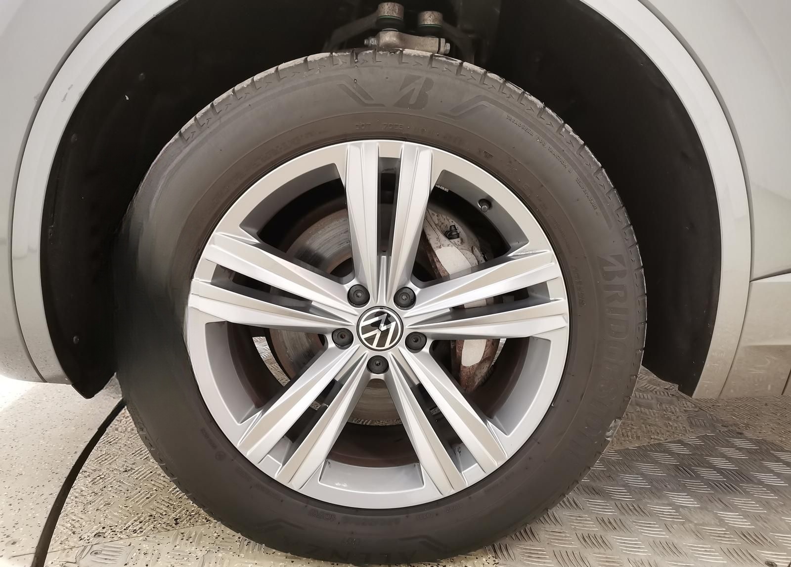Volkswagen Touareg 3.0 V6 TDI DSG R-Line 4Motion Leder|Navi foto 9