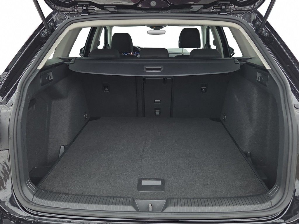 Volkswagen Golf VIII Variant 2.0 TDI DSG Life VIRTUAL*NAVI* foto 9