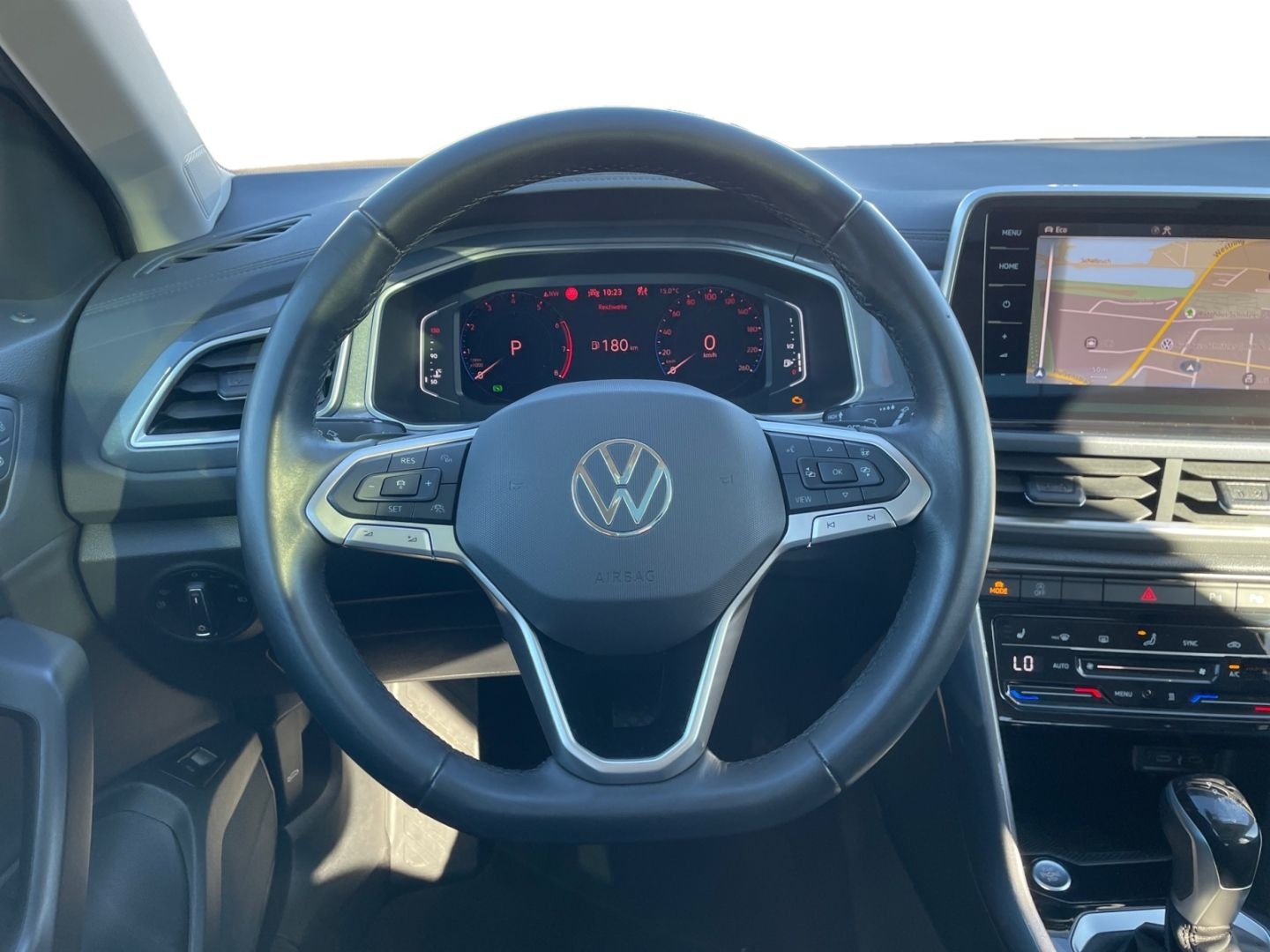 Volkswagen T-Roc 1.5 TSI DSG Style MATRIX/NAVI/KAMERA/PANO/ foto 12