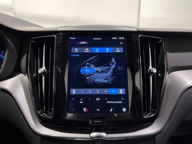 Volvo XC60 B4 Core Leder LED Navi Klima PDC foto 24