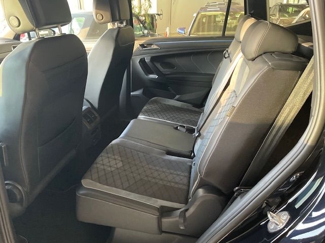 Volkswagen Tiguan Allspace R-Line 2.0 TDI 4Motion Sportpake foto 7