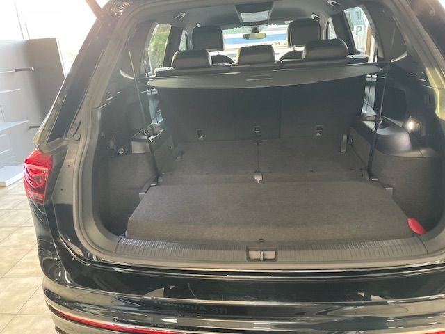 Volkswagen Tiguan Allspace R-Line 2.0 TDI 4Motion Sportpake foto 9