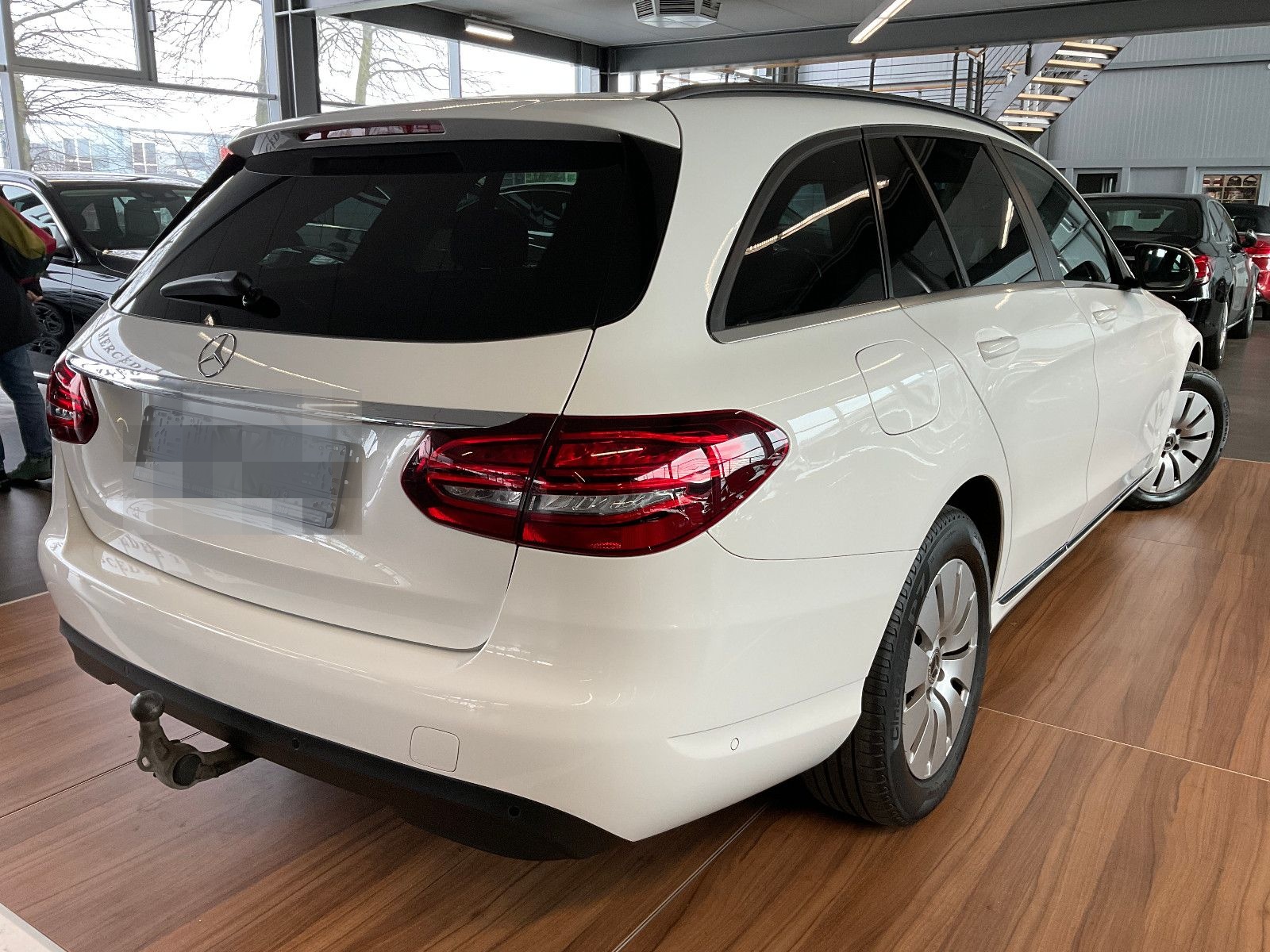 Mercedes-Benz C 180d T GARMIN/AHK/LED/KAMERA/BUSINESS foto 2